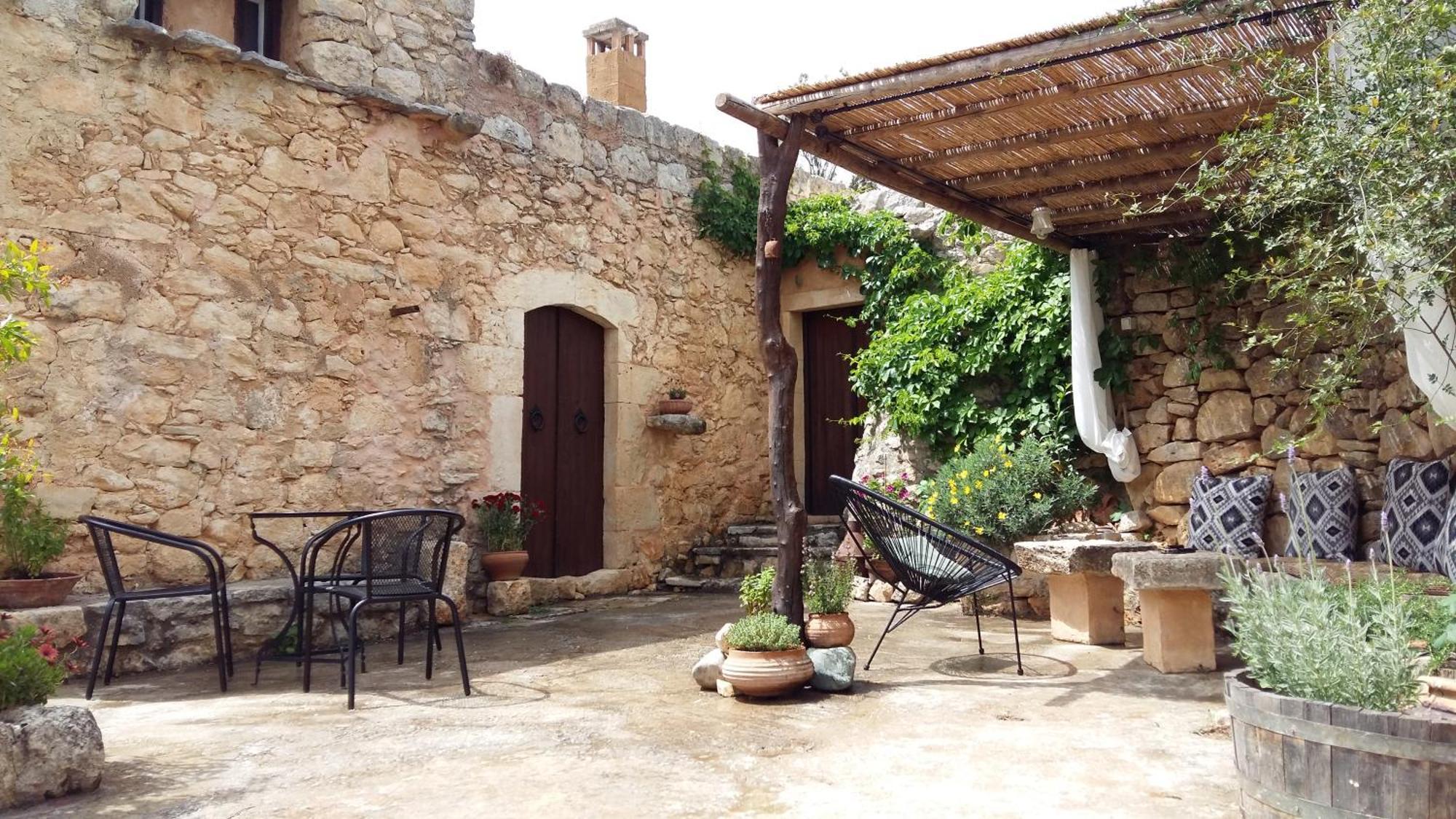 Bendeni Cottage Megala Chorafia Exterior photo